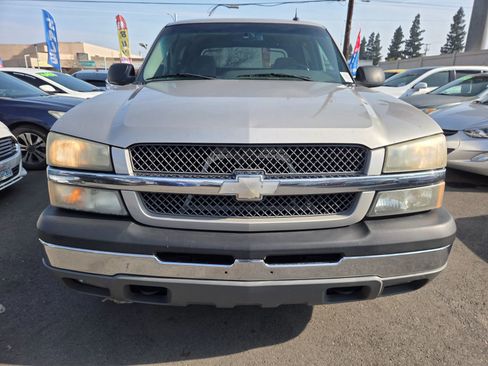Used 2005 Chevrolet Avalanche LS w/ Onstar Plus Package image 6