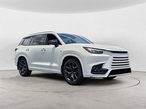 Used 2025 Lexus TX 500h AWD w/ Technology Package image 1