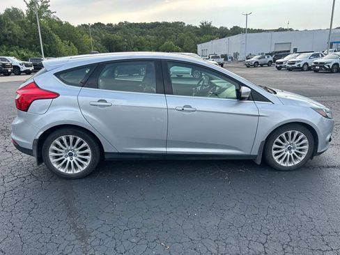 Used 2012 Ford Focus Titanium FWD image 4