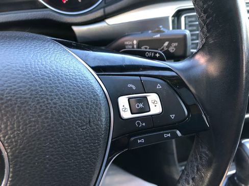 Used 2017 Volkswagen Passat 1.8T R-Line image 15