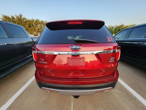 Used 2017 Ford Explorer Limited w/ Equipment Group 301A AWD/4WD image 5