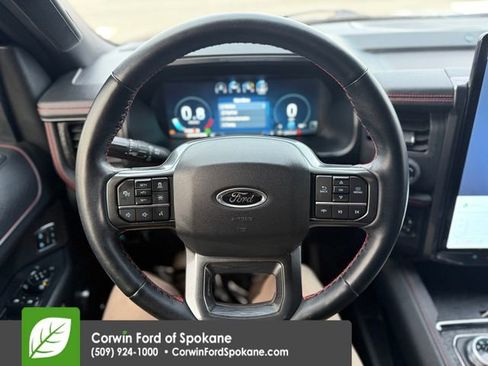 Used 2022 Ford Expedition Max Limited image 29