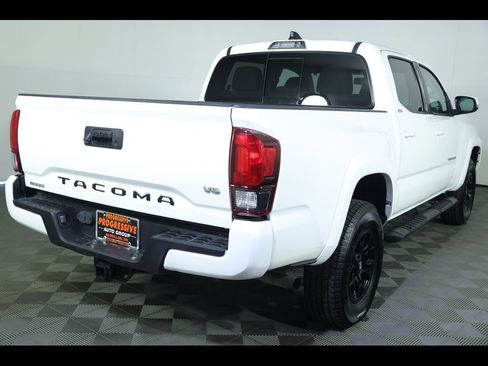 Used 2022 Toyota Tacoma SR5 image 17