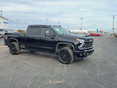 Certified 2024 Chevrolet Silverado 3500 High Country w/ High Country Premium Package image 2