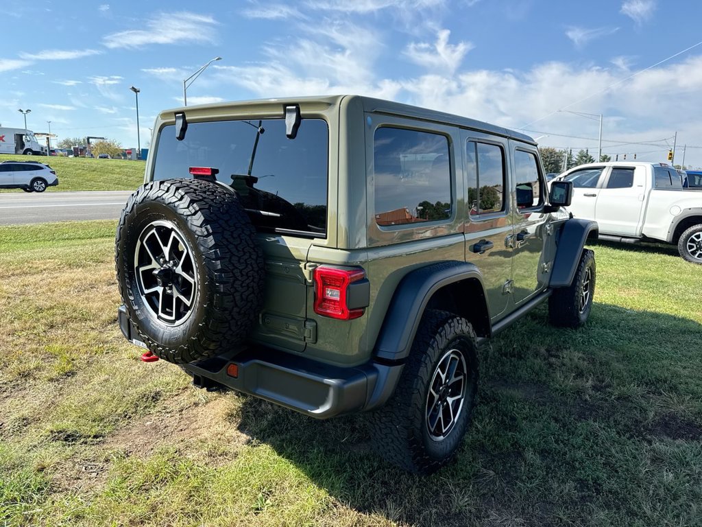 Used 2026 Jeep Wrangler Unlimited Rubicon AWD/4WD image 13