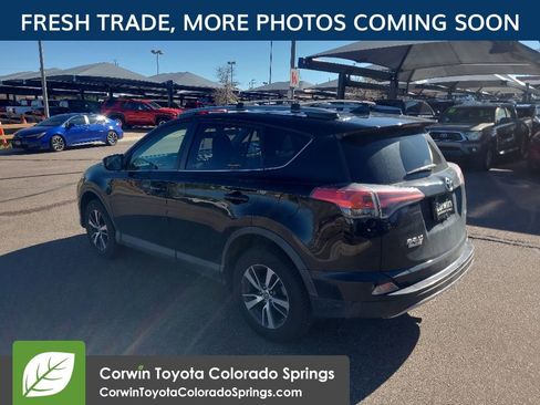 Used 2018 Toyota RAV4 XLE w/ Plus Extra Value Package FWD image 5