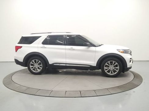 Used 2023 Ford Explorer Limited RWD image 9