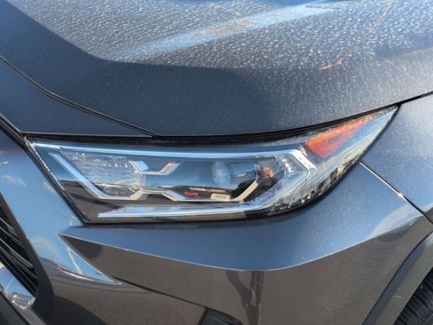 Used 2019 Toyota RAV4 XLE image 13