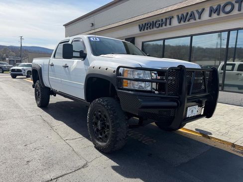 Used 2014 Chevrolet Silverado 2500 LT image 1
