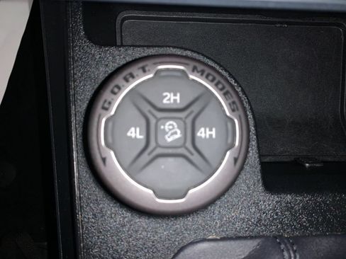 Used 2022 Ford Bronco 2-Door AWD/4WD image 25