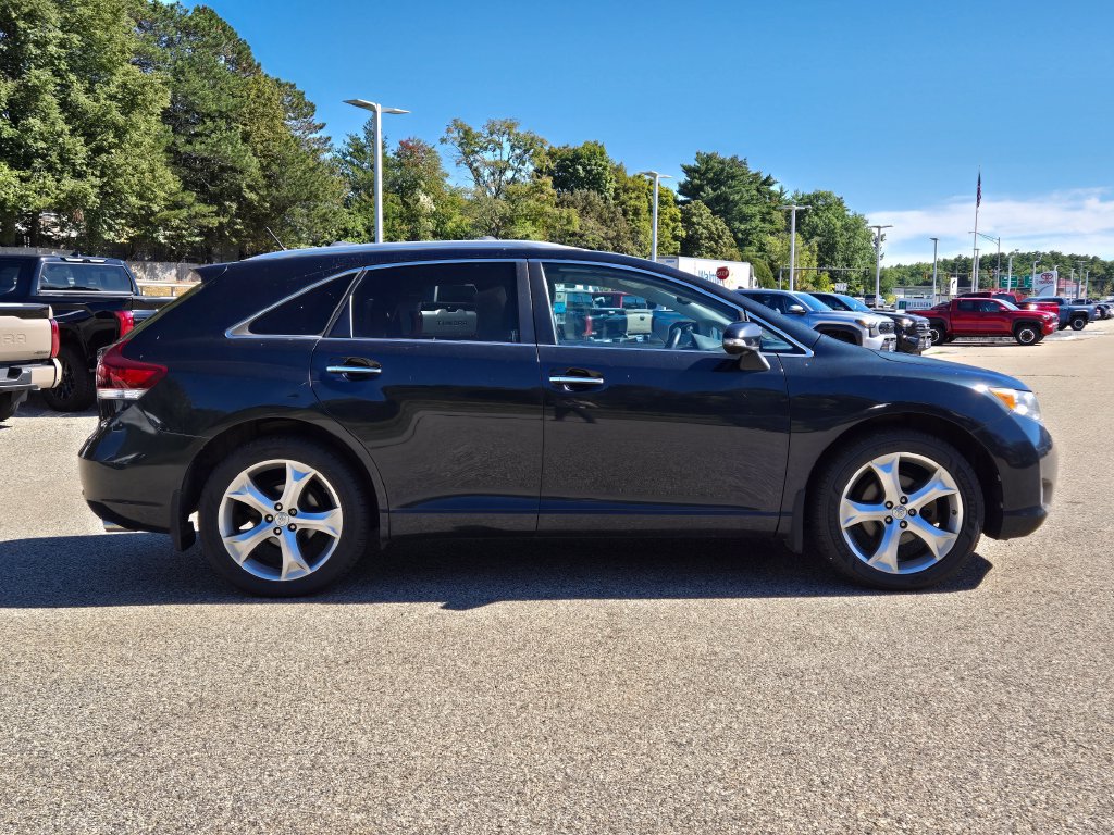 Used 2013 Toyota Venza XLE AWD/4WD image 7
