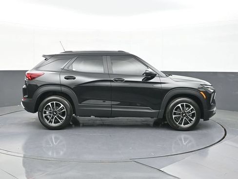 New 2026 Chevrolet TrailBlazer LT w/ Convenience Package FWD image 12