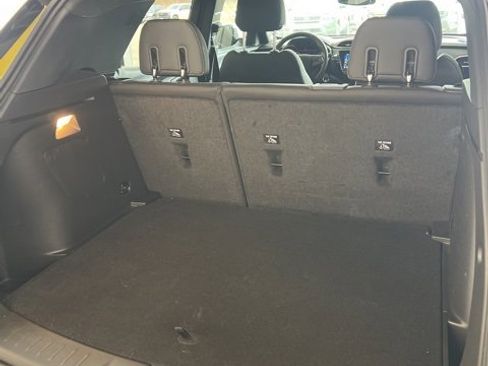 Used 2023 Chevrolet TrailBlazer RS w/ Sun and Liftgate Package image 10