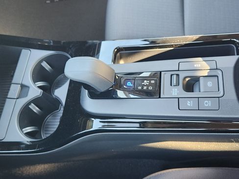 New 2026 Toyota Prius LE image 21