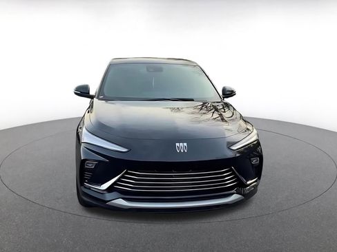 Used 2025 Buick Envista Preferred image 4