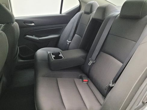 Used 2021 Nissan Altima 2.5 SV FWD image 18