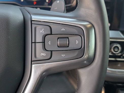Used 2025 Chevrolet Silverado 1500 LT Trail Boss w/ Convenience Package II AWD/4WD image 21
