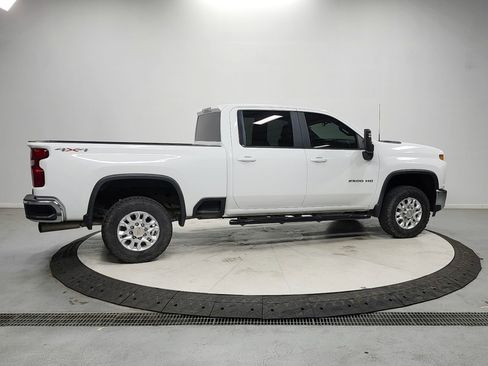 Used 2021 Chevrolet Silverado 2500 LT w/ Fleet Comfort Package AWD/4WD image 8