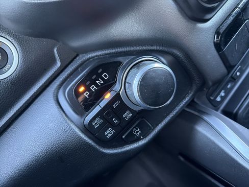 Used 2019 RAM 1500 Big Horn image 25