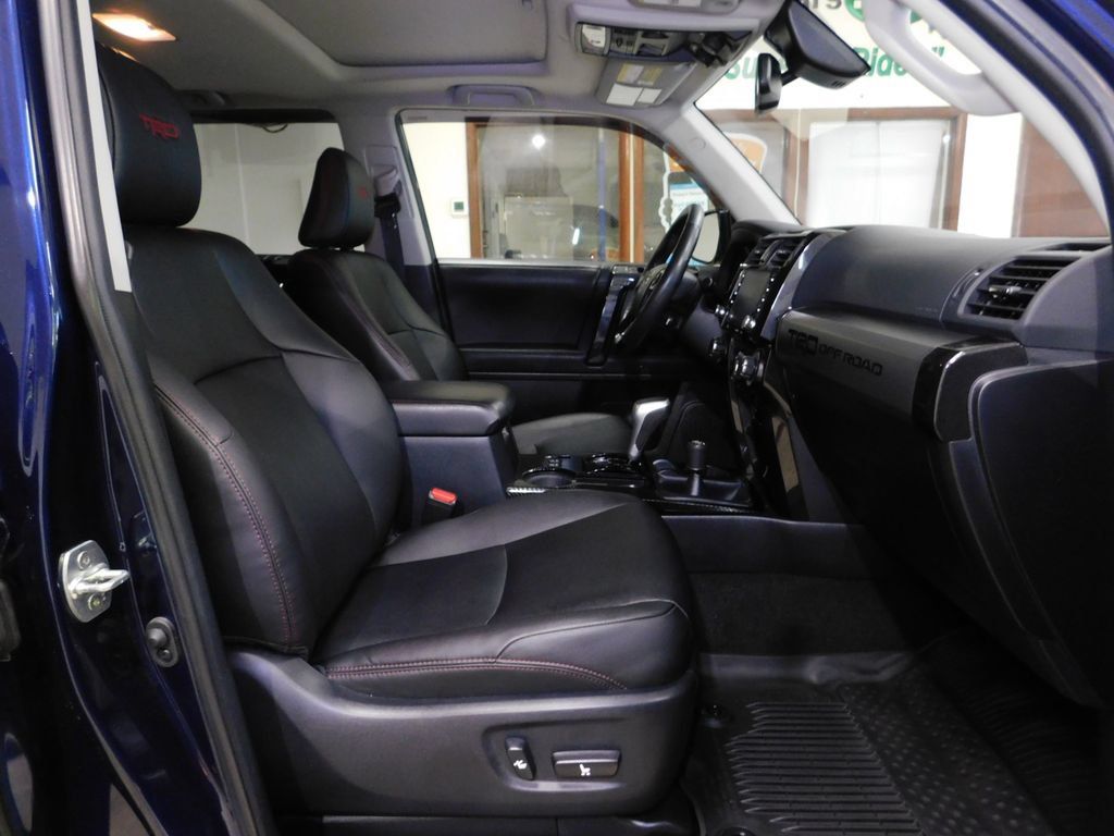 Used 2023 Toyota 4Runner TRD Off-Road Premium w/ Moonroof Package AWD/4WD image 68