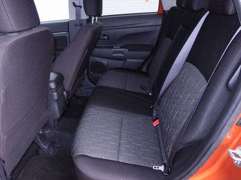 Used 2024 Mitsubishi Outlander Sport ES AWD/4WD image 19