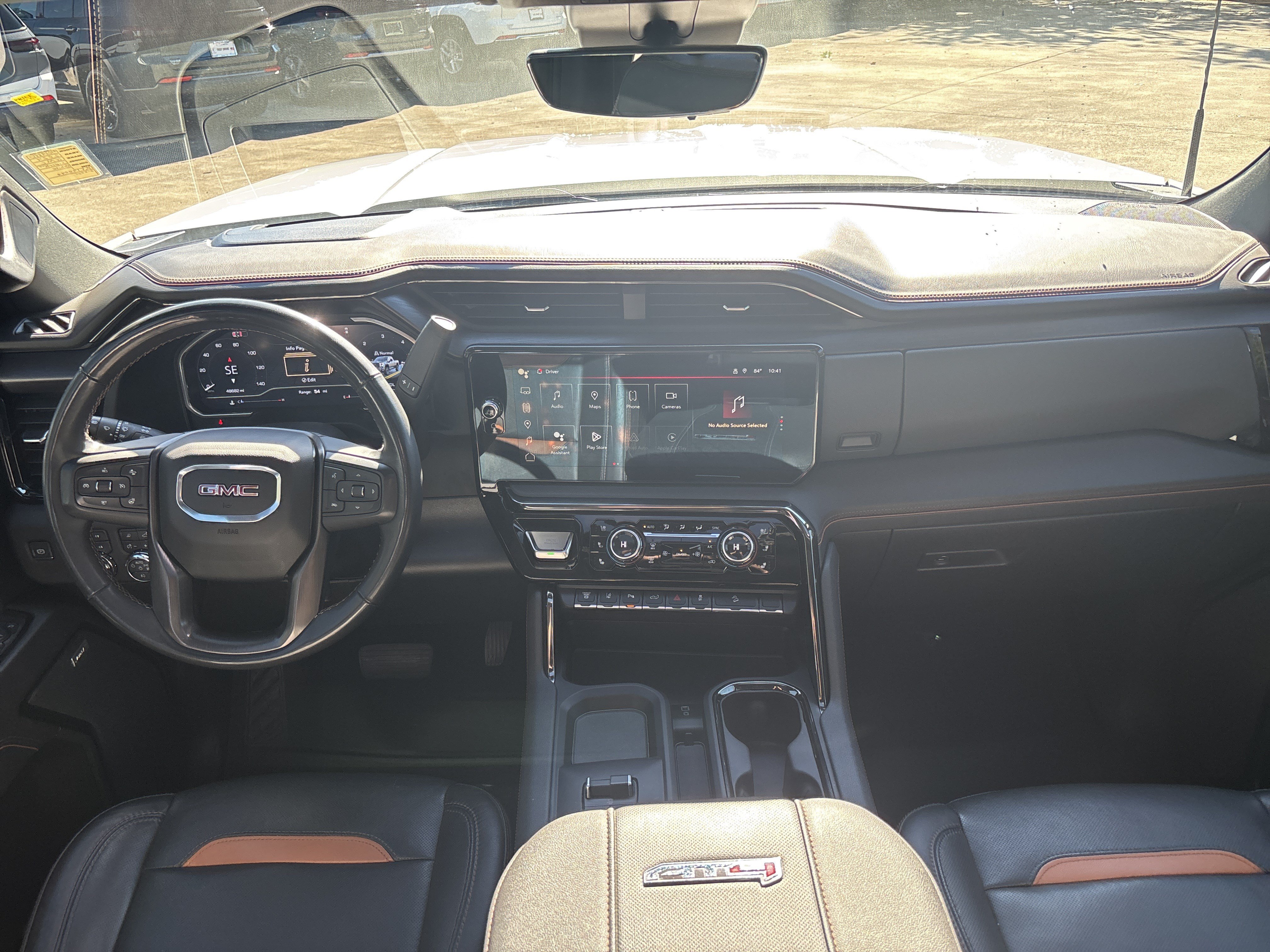 Used 2024 GMC Sierra 2500 AT4 w/ AT4 Premium Plus Package AWD/4WD image 19