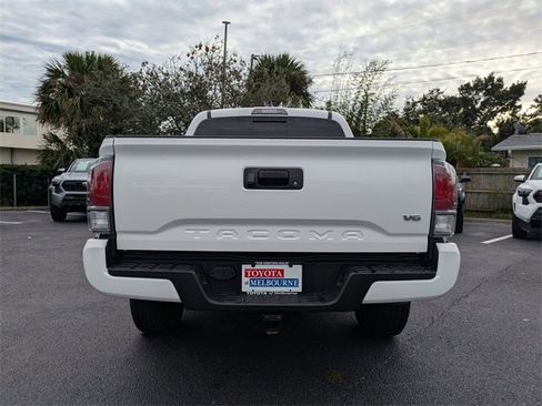 Used 2023 Toyota Tacoma TRD Sport image 5