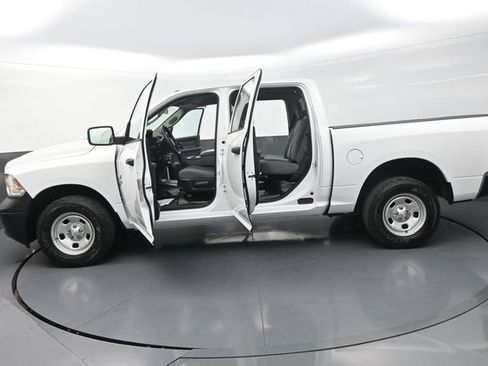 Used 2019 RAM 1500 Tradesman w/ Popular Equipment Group AWD/4WD image 38