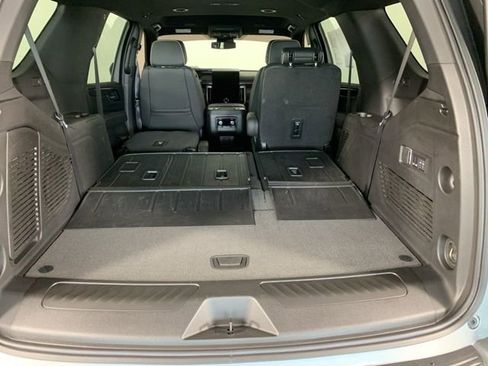 Used 2025 GMC Yukon Elevation w/ LPO, Floor Liner Package image 13