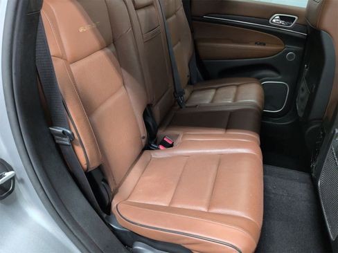 Certified 2019 Jeep Grand Cherokee Summit w/ Platinum Series Group image 22