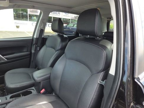 Used 2016 Subaru Forester 2.5i Limited AWD/4WD image 8