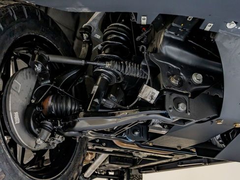 Used 2025 GMC Sierra 1500 Denali w/ Denali Reserve Package image 14