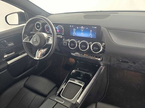 Certified 2025 Mercedes-Benz GLA 250 image 11