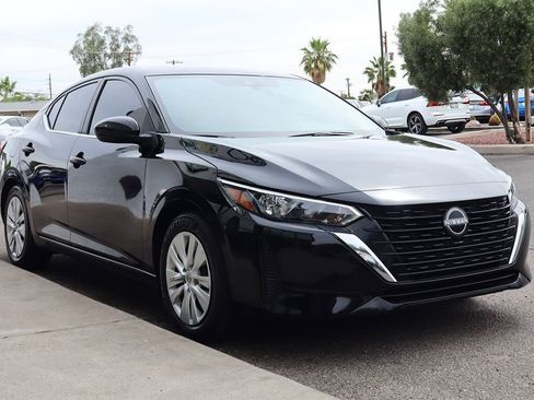 Used 2024 Nissan Sentra S image 14