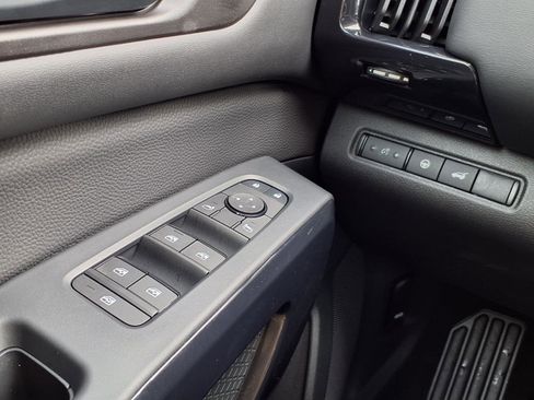 New 2026 Nissan Pathfinder SV AWD/4WD image 22
