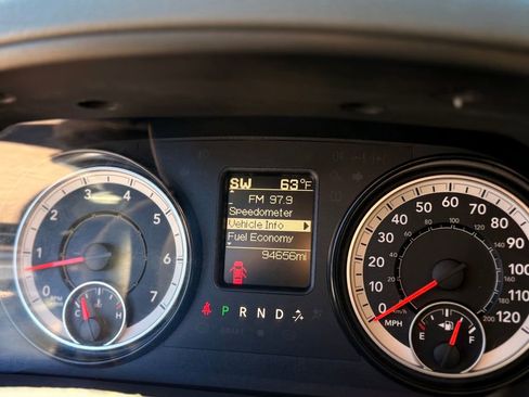 Used 2016 RAM 1500 Classic SLT image 29