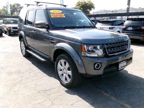 Used 2016 Land Rover LR4 HSE Silver Edition image 1