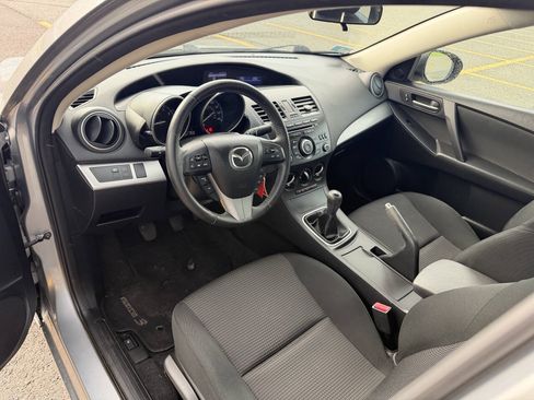 Used 2012 MAZDA MAZDA3 i Touring FWD image 10