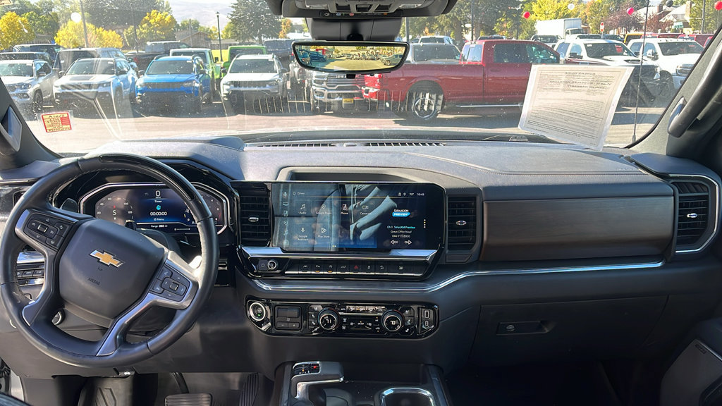 Used 2023 Chevrolet Silverado 1500 High Country w/ Technology Package AWD/4WD image 22