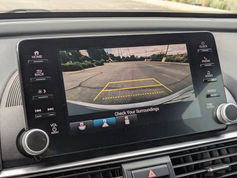 Used 2018 Honda Accord Sport image 13