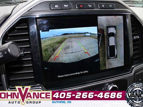 Used 2022 Ford F450 Platinum w/ FX4 Off-Road Package image 38