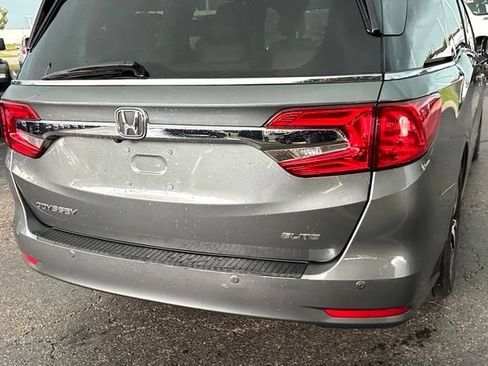 Used 2019 Honda Odyssey Elite image 12