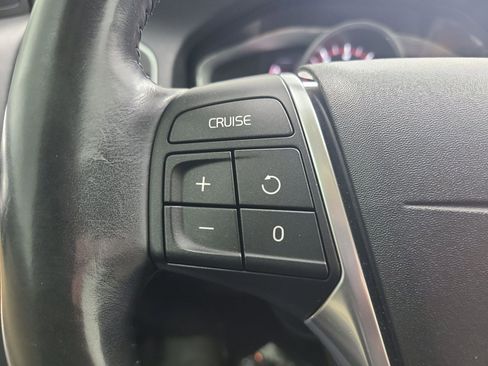 Used 2016 Volvo S60 T5 Premier image 26