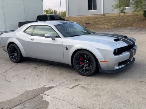 Used 2023 Dodge Challenger SRT Hellcat image 2