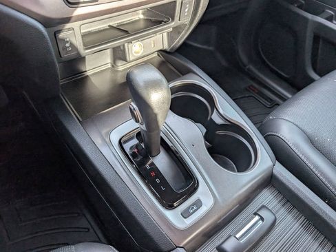 Used 2017 Honda Ridgeline RTL-T image 19