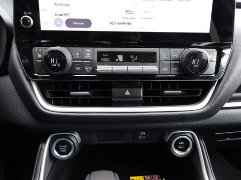 Certified 2024 Toyota Grand Highlander XLE image 39