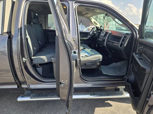 Used 2015 RAM 1500 ST w/ SXT Appearance Group AWD/4WD image 16