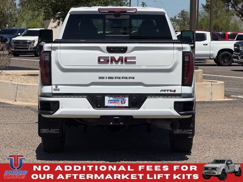 Used 2024 GMC Sierra 2500 AT4 w/ Technology Package AWD/4WD image 9