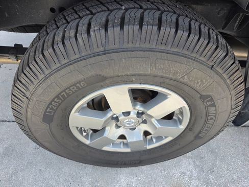 Used 2013 Nissan Frontier Desert Runner RWD image 35