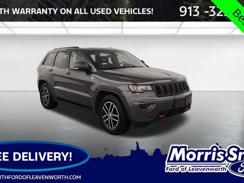 Used 2018 Jeep Grand Cherokee Trailhawk AWD/4WD image 1